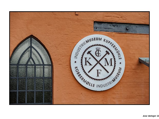 Kupfermühle Kupfermühle ist ein Ortsteil der Gemeinde Harrislee und liegt dicht an der Flensburger Förde im Tunneltal des kleinen...